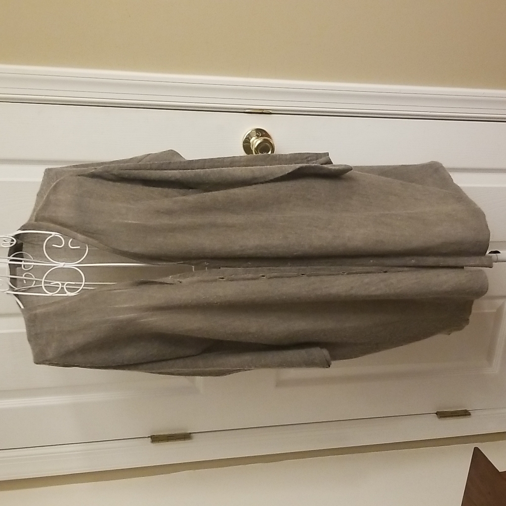 H Trend heather gray cardigan sweater